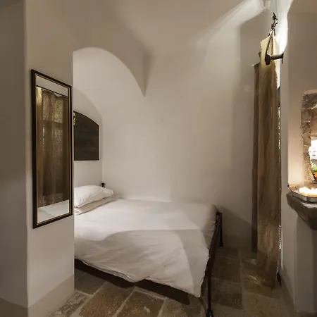 Eremito Station touristique Parrano