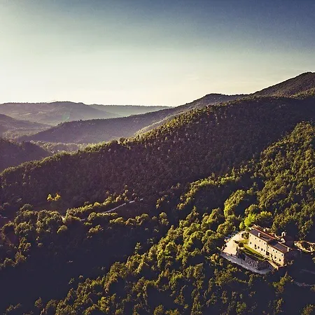 Eremito Station touristique Parrano