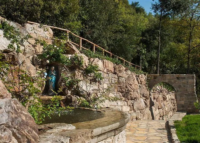 Θέρετρο Eremito 4*